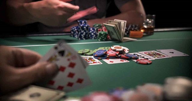 Hãy nắm chắc luật chơi của poker để giành chiến thắng Hãy nắm chắc luật chơi của poker để giành chiến thắng