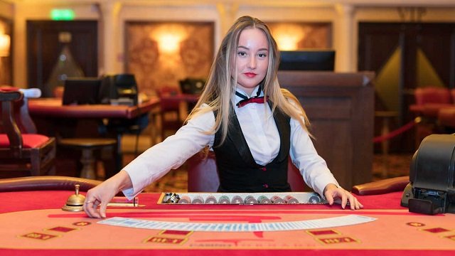 Các hành động khi chơi Blackjack Các hành động khi chơi Blackjack
