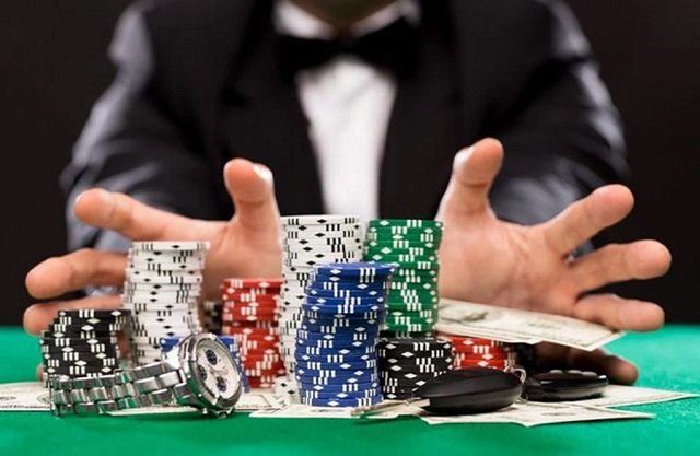 Tìm hiểu chi tiết cách chơi Poker như thế nào đúng chuẩn Tìm hiểu chi tiết cách chơi Poker như thế nào đúng chuẩn